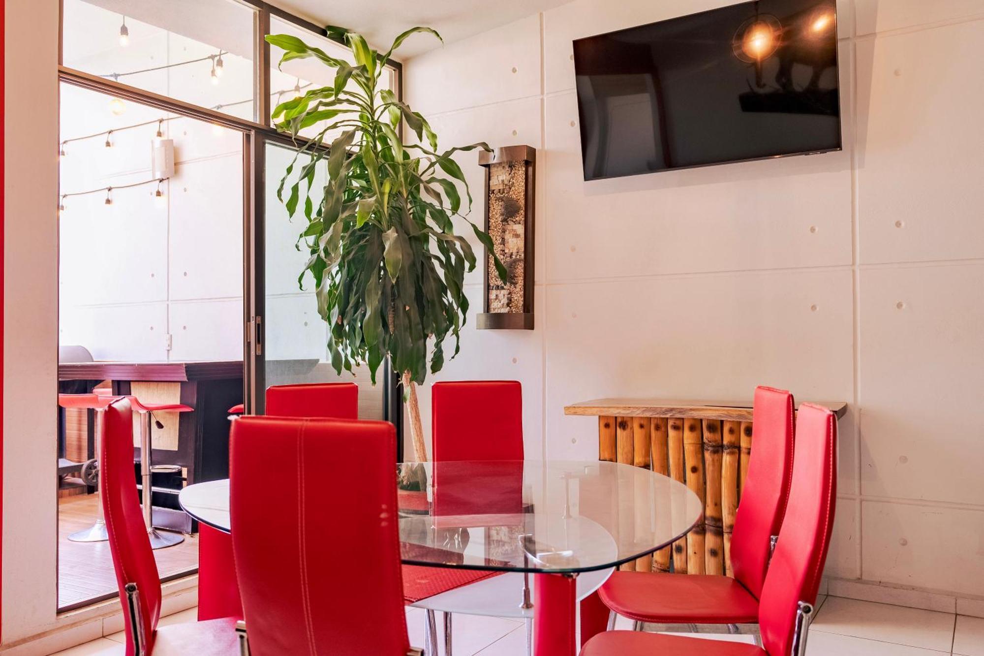 Apartamento Loft Art&Design, 2 JACUZZIS PRIVADOS, ALBERCA, TERRAZA Y ASADOR! Cuernavaca Exterior foto
